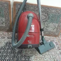 جارو برقی سالم درحدنو بدون تعمیر با مگش بالا