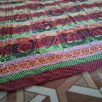 یه عدد روفرشی نو و سالم 6 متری