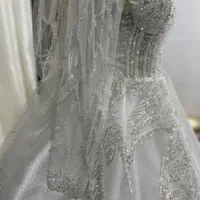 لباس عروس|لباس|گالیکش, |دیوار