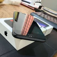 آیفون SE 2022 مشکی 128|موبایل|تهران, خواجه نصیر طوسی|دیوار