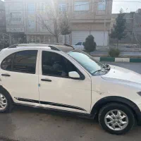 کوییک آر سفید مشکی ۴۰۲