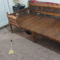 تخت سنتی چوبی