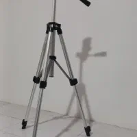 سه پایه دوربین