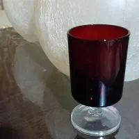 گیلاس یاقوتی قدیمی