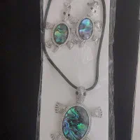 نیم ست گردنبند و گوشواره صدفی
