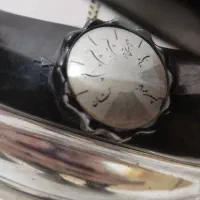 اتو قدیمی سالم|کلکسیون اشیاء عتیقه|تهران, تهرانپارس غربی|دیوار