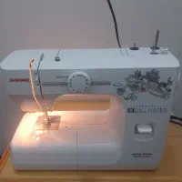 چرخ خیاطی ژانومه مدل ۸۱۰۰
