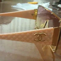 عینک|زیورآلات و اکسسوری|اندیشه, اندیشه فاز ۴|دیوار