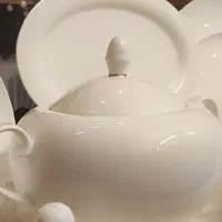 سرویس چینی ۱۸ نفره بن چاینا ۱۳۳ پارچه