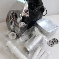 گوشت چرخ‌کن نو برند CAPRlSEو استفاده نشده