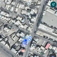 مغازه در خیابان لاله