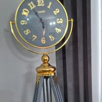 ساعت ایستاده