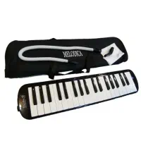 ملودیکا ۳ اکتاو