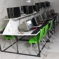 12 عدد pc به همراه وسایل