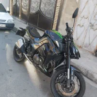 کاوازاکی طرح z1000