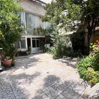 آپارتمان ۹۰ متری درکه حیاط دار