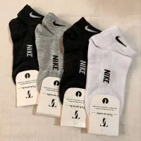 جوراب در سه طرح