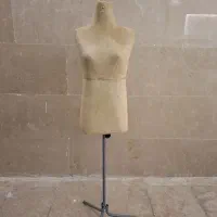 مانکن زنانه