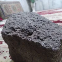 شهاب سنگ اسرار امیز قمری درمشهد|کلکسیون اشیاء عتیقه|ملک‌آباد, |دیوار
