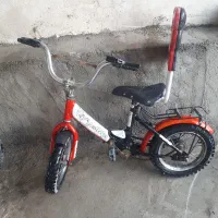 سه عدد دوچرخه