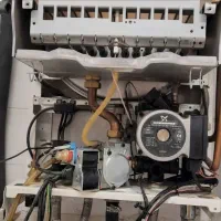 تعمیر پکیچ و آبگرمکن دیواری