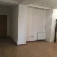خانم جهت نظافت منزل