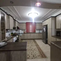 رهن فاز۳ جنوبی طبقه دوم گشهر۱۴۰متر دوخواب