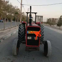 تراکتور عروسک|خودرو سنگین|رباط‌کریم, رباط‌کریم|دیوار