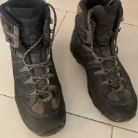کفش مناسب کوه برند Lowa