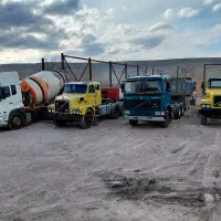 کامیون کمپرسی ولوو ایرانی خارجی کشنده باری البرز و