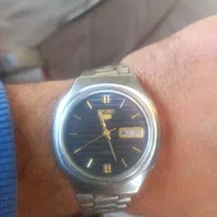 ساعت سکو پنج قدیمی ساعت نوع و همه چیزش فابریک