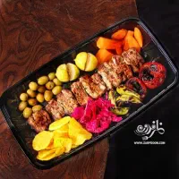 آشپز ماهر تخته کار