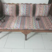 تخت سنتی