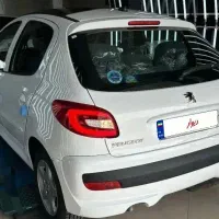 خودرو Tu5p۲۰۷ سفید