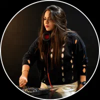 Dj تمامی مراسمات با پکیج حرفه ای و اقتصادی