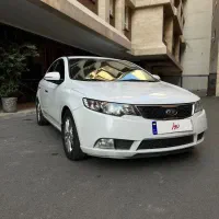 سراتو 2016 بی رنگ