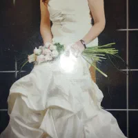 لباس عروس یا عقدی