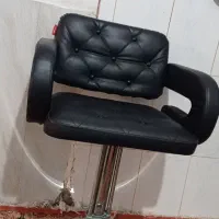 میز ناخن و صندلی|آرایشگاه و سالنهای زیبایی|نیشابور, دارایی|دیوار