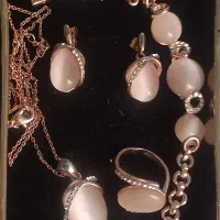 سرویس عروس عقد با سنگ زیبا و رنگ ثابت