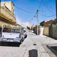 ۱۱۰متر ویلایی/۲خ/ خ پروین/درب حیاط ماشین رو فوری|فروش خانه و ویلا|اصفهان, فجر|دیوار