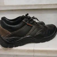 یک جفت کفش کار سایز 44