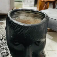 گلدان سفالی آدم