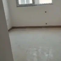 آپارتمان هشتاد متری با پارکینگ انباری