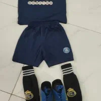 لباس کفش و جوراب فوتبال