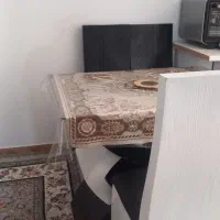 میز غذا خوری چهار نفره