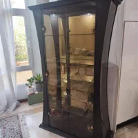 بوفه شیشه ای