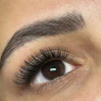 جشنواره اکستنشن و لیفت مژه و ابرو به مدت محدود