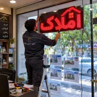 نصاب نصب و تعمیر تابلو ال ای دی و نئون فلکسی
