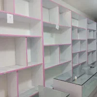 طبقه ام دی اف و۷عدد ویترین با8میل بدون خط و خش