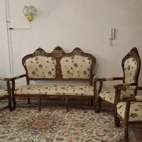 مبل سلطنتی